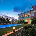 Villa Vrion